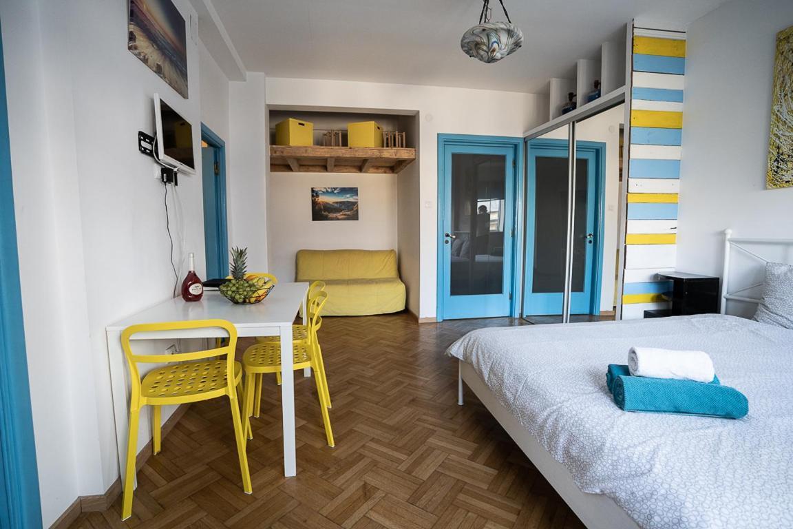 Central Studio At Cismigiu Park Apartment บูคาเรสต์ ภายนอก รูปภาพ