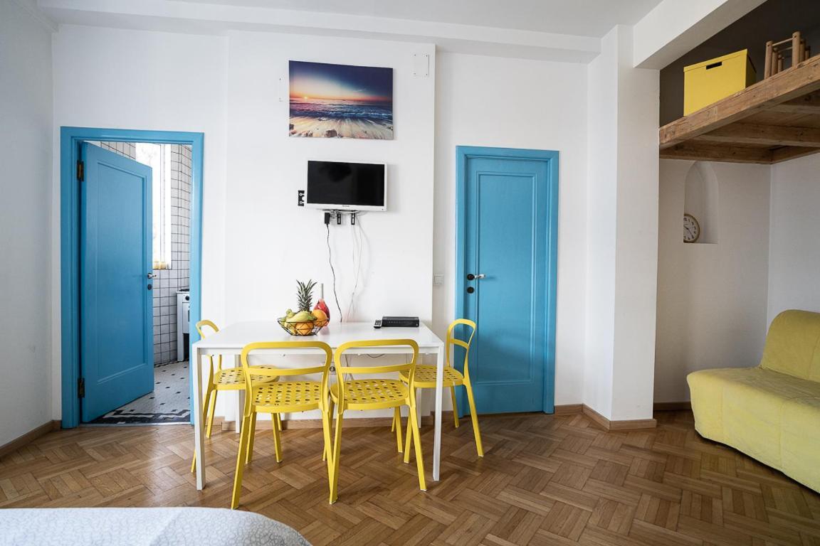 Central Studio At Cismigiu Park Apartment บูคาเรสต์ ภายนอก รูปภาพ