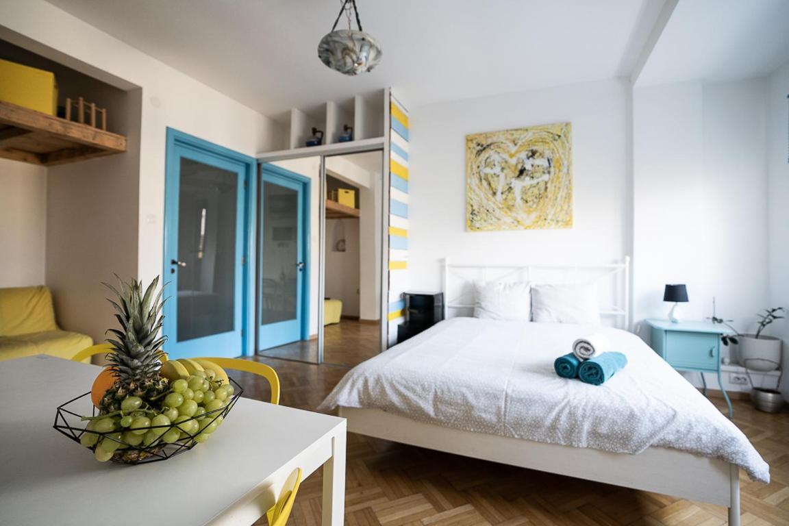 Central Studio At Cismigiu Park Apartment บูคาเรสต์ ภายนอก รูปภาพ